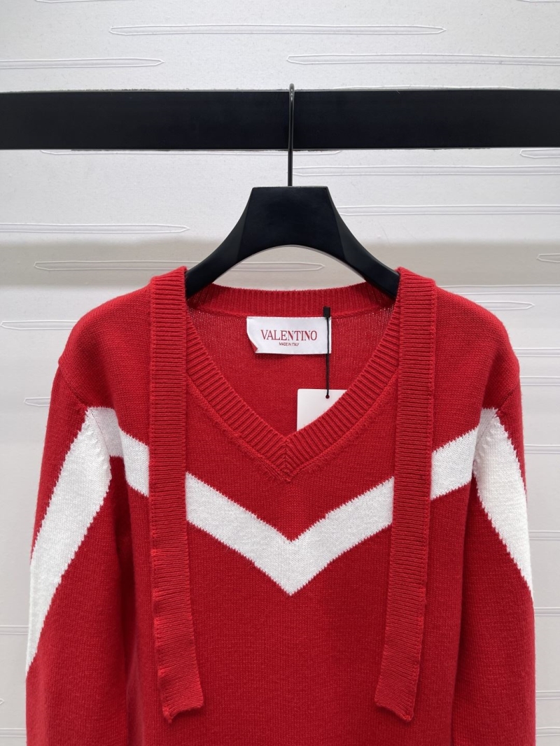 Va1e*ntin0 sweater